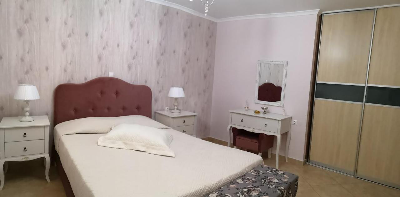 Pirofani Villa Apartments Apolpaina المظهر الخارجي الصورة