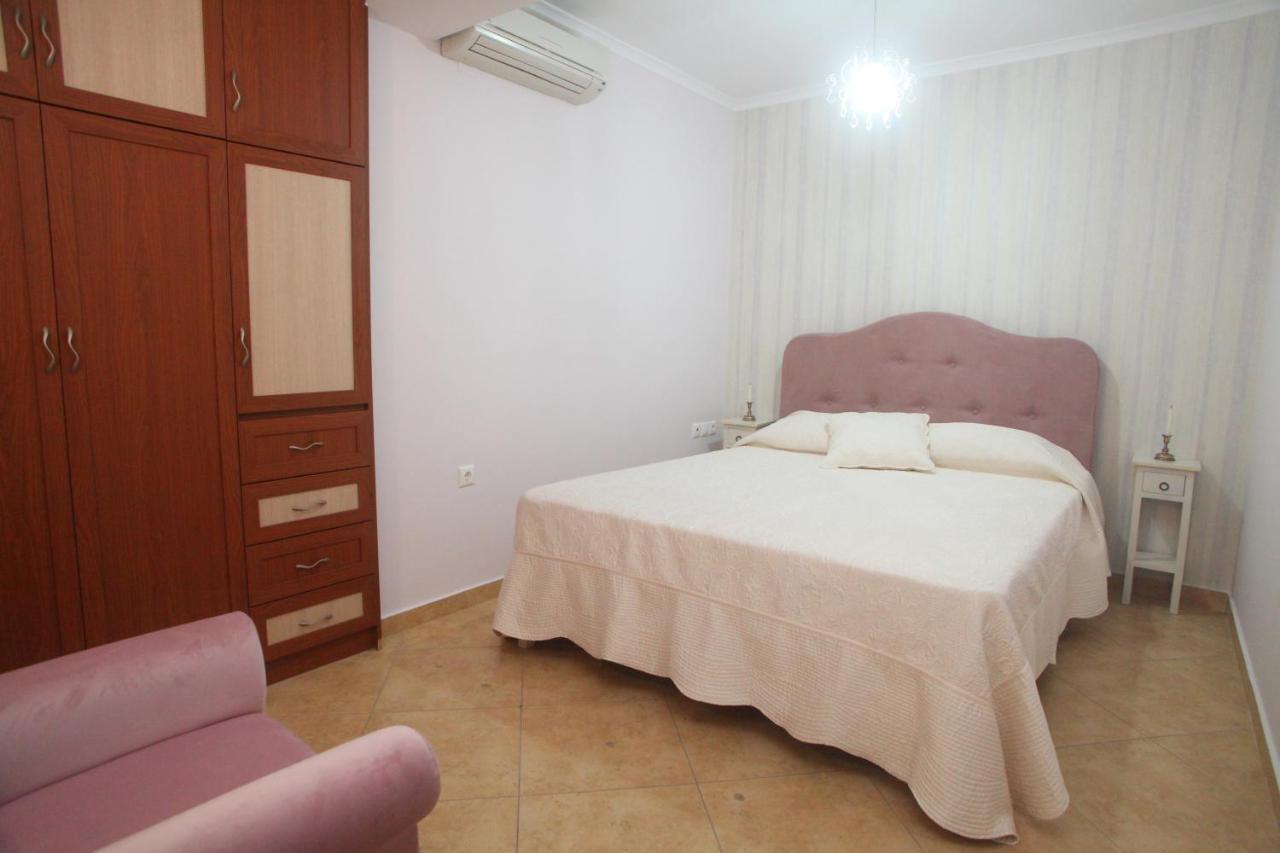 Pirofani Villa Apartments Apolpaina المظهر الخارجي الصورة